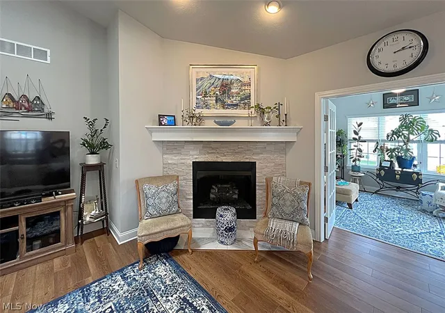 Listing Photo 4 - Condo for sale in building located at 203 Leeward, Vermilion, OH 44089
