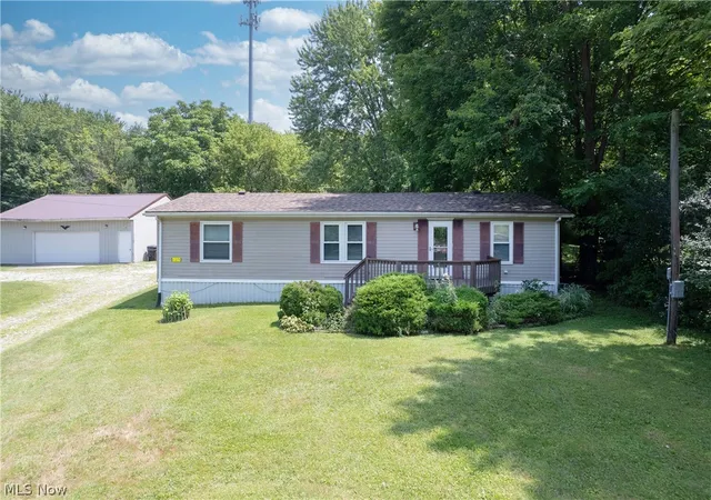 1st image of 1125 S Johnson Rd, Sebring, OH 44672 | MLS# 5229750