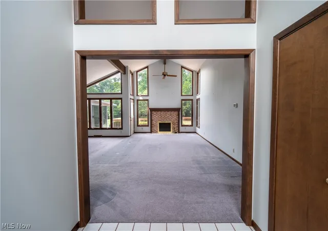 5th image of 29451 Sayle Dr, Willoughby Hills, OH 44092 | MLS# 5229603