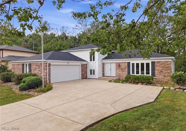 1st image of 35771 Meadowdale Dr, Solon, OH 44139 | MLS# 5203324