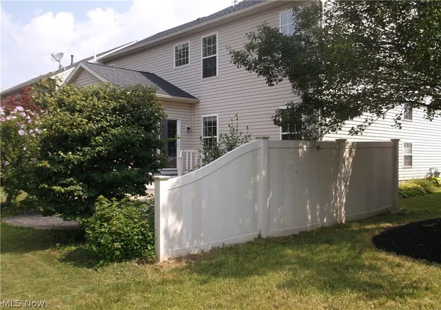 Photo 40 of Single family home for sale at 37603 Stoney Lake Dr, North Ridgeville, OH 44039 | MLS# 5229437 | Listing updated on 2026-09-01