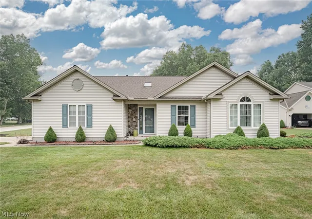 1st image of 336 Middlefield Ct, Painesville, OH 44077 | MLS# 5229141