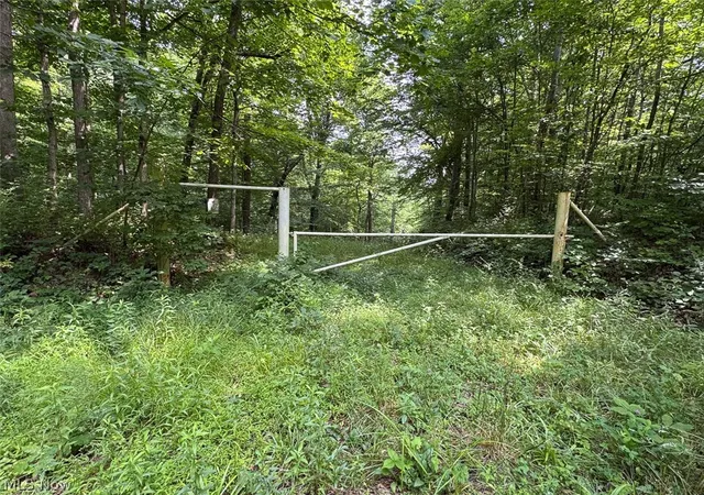 Photo 4 of Sale Pending at Township Rd 289, Corning, OH 43730 | MLS# 5229875 | Listing updated on 2026-08-18