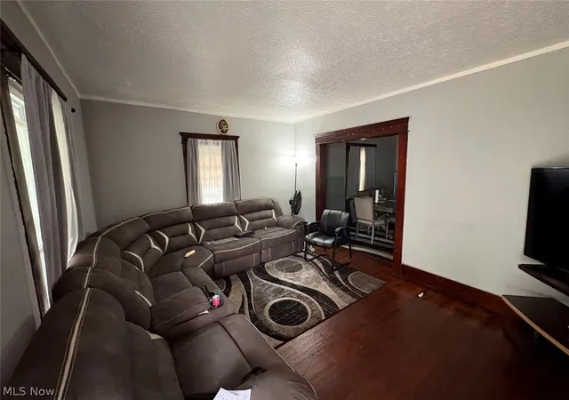 Photo 2 of Sale Pending at 847 Carlysle St, Akron, OH 44310 | MLS# 5229820 | Listing updated on 2026-08-31