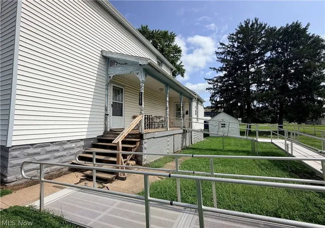 3rd image of 1527 Walnut St, Zanesville, OH 43701 | MLS# 5229931