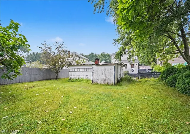 Homes for sale in Beloit, OH | 18091 Derr Ave, Beloit, OH 44609 | MLS# 5229379