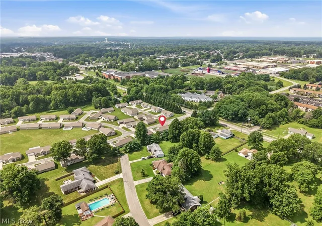 35th image of 603 S Raccoon Rd #43, Austintown, OH 44515 | MLS# 5229907