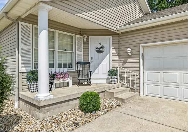 4th image of 603 S Raccoon Rd #43, Austintown, OH 44515 | MLS# 5229907