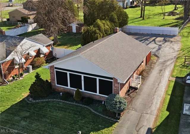 2nd image of 128 Walter St, Bellevue, OH 44811 | MLS# 5229989
