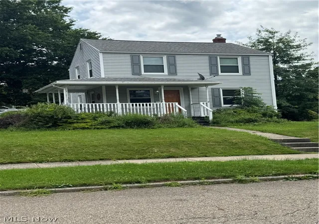 Photo 1 of Single family home for sale at 1685 Redwood Ave, Akron, OH 44301 | MLS# 5229648 | Listing updated on 2026-07-22