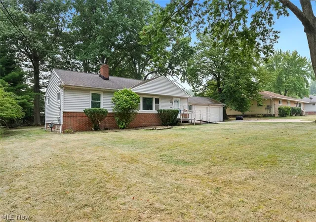 Photo 2 of Single family home for sale at 1053 Ford Rd, Cleveland, OH 44143 | MLS# 5229125 | Listing updated on 2026-08-31