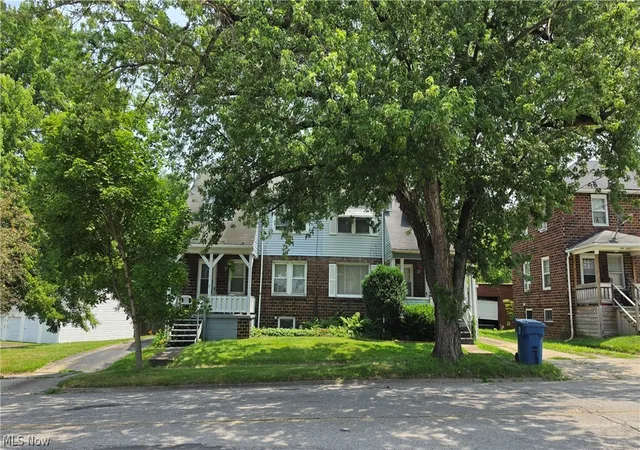 1st image of 410 5th St, Struthers, OH 44471 | MLS# 5230043