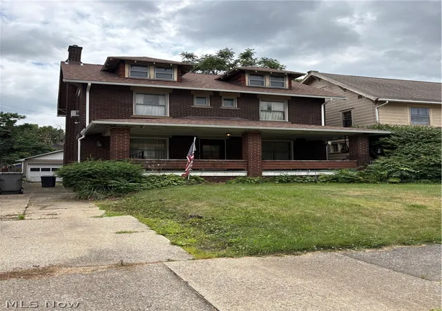 2nd image of 251 Alameda Ave, Youngstown, OH 44504 | MLS# 5229845