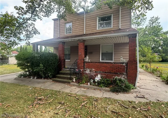 Photo 2 of Multi family home for sale at 831 Whitcomb Rd, Cleveland, OH 44110 | MLS# 5229719 | Listing updated on 2026-08-17