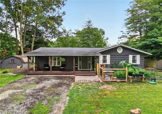 3rd image of 554 E River View Dr, Austinburg, OH 44010 | MLS# 5228960