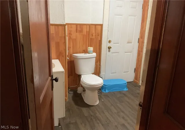 Photo 3 of Single family home for sale at 42 Alfaretta Ave, Akron, OH 44310 | MLS# 5224661 | Listing updated on 2026-08-18