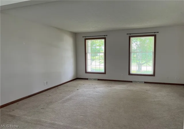Photo 4 of Single family home for sale at 1013 Cherokee, Wapakoneta, OH 45895 | MLS# 5230069 | Listing updated on 2026-10-05