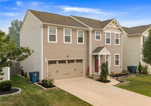 Photo 2 of Single family home for sale at 147 Springvale Dr, Amherst, OH 44001 | MLS# 5229659 | Listing updated on 2026-08-21