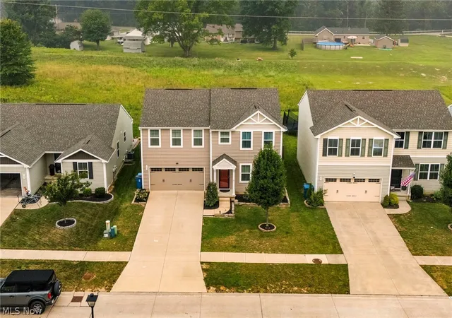 Photo 4 of Single family home for sale at 147 Springvale Dr, Amherst, OH 44001 | MLS# 5229659 | Listing updated on 2026-08-21