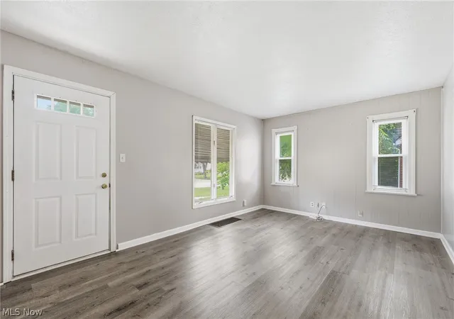 Homes for sale in Berea, OH | 311 Fowles Rd, Berea, OH 44017 | MLS# 5229455