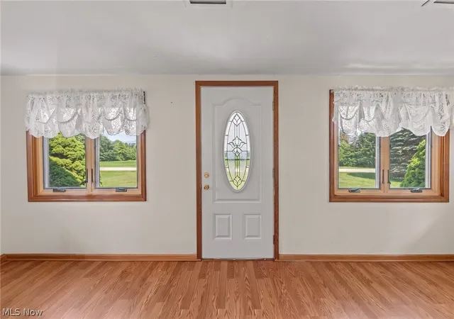 5th image of 27323 Capel Rd, Columbia Station, OH 44028 | MLS# 5230052