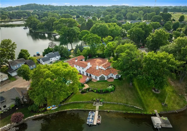 50th image of 5252 Peninsula Dr Nw, Canton, OH 44718 | MLS# 5226567