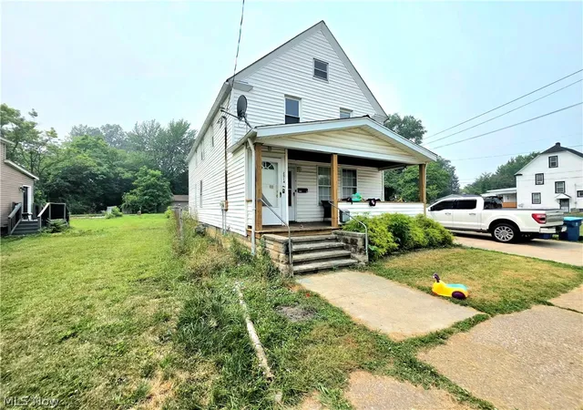 3rd image of 2514 Reid Ave, Lorain, OH 44052 | MLS# 5229898