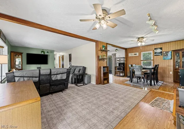 3rd image of 2088 Antigua Rd Sw, Carrollton, OH 44615 | MLS# 5229888