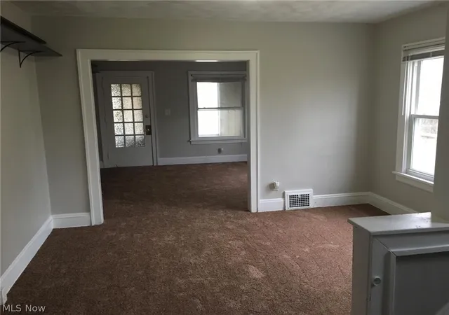 5th image of 246 Center Rd, Bedford, OH 44146 | MLS# 5228240