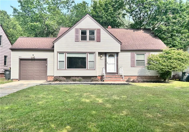 Photo 1 of Single family home for sale at 1011 Learidge Rd, Cleveland, OH 44124 | MLS# 5229415 | Listing updated on 2026-08-21