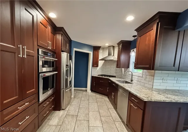 5th image of 1011 Learidge Rd, Lyndhurst, OH 44124 | MLS# 5229415