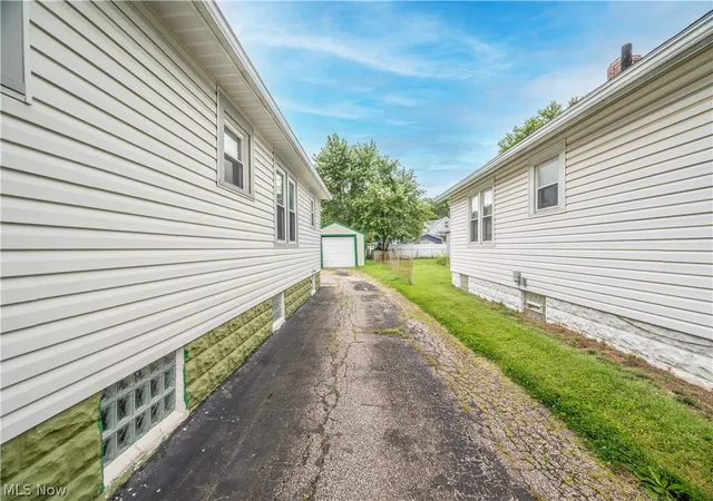 41st image of 718 Virginia Ave, Akron, OH 44306 | MLS# 5229945