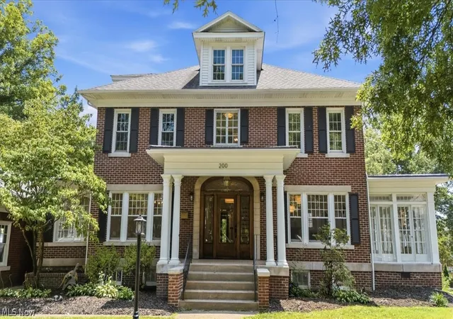 1st image of 200 Washington St, Marietta, OH 45750 | MLS# 5224044