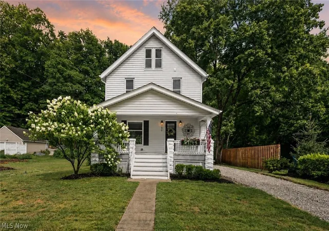 1st image of 272 Miles Rd, Chagrin Falls, OH 44022 | MLS# 5228728