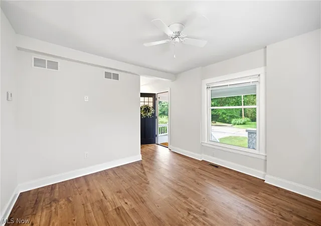 5th image of 272 Miles Rd, Chagrin Falls, OH 44022 | MLS# 5228728