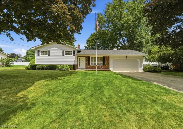 1st image of 110 Hemlock Ct, Painesville Twp, OH 44077 | MLS# 5230200