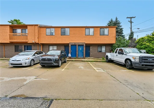 Photo 1 of Multi family home for sale at 711 & 719 Carroll St, Akron, OH 44304 | MLS# 5229181 | Listing updated on 2026-07-23