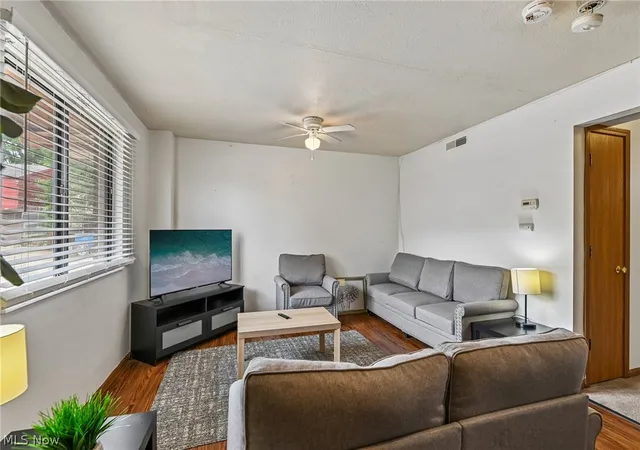 Photo 4 of House for sale at 711 & 719 Carroll St, Akron, OH 44304 | MLS# 5229181 | Listing updated on 2026-07-23
