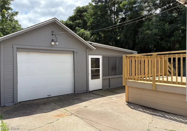 4th image of 1082 Florida Ave, Akron, OH 44314 | MLS# 5230162