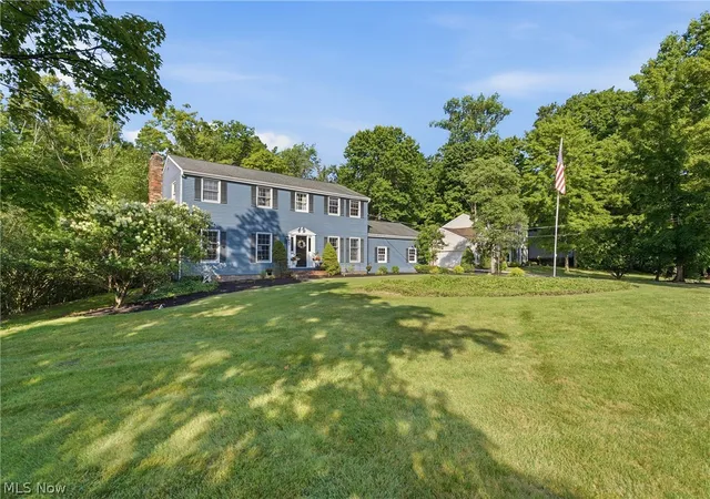 3rd image of 450 Eldridge Rd, Aurora, OH 44202 | MLS# 5223491