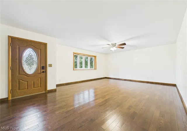 3rd image of 1301 Washington Gardens Cir, Washington, WV 26181 | MLS# 5228782