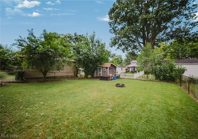 5th image of 7611 Manor Dr, Mentor On The Lake, OH 44060 | MLS# 5230045