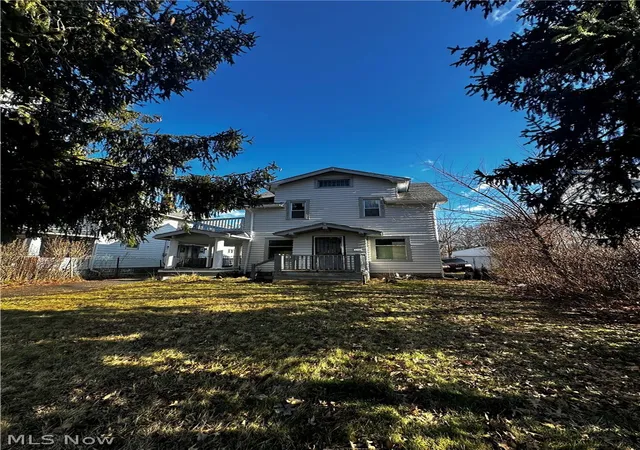 Photo 3 of Single family home for sale at 2083 N Taylor Rd, Cleveland, OH 44112 | MLS# 5229903 | Listing updated on 2026-08-24