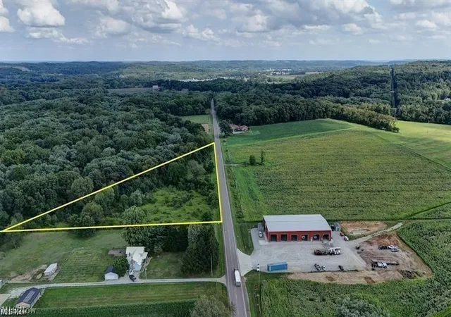 1st image of State Route 250 Nw, Beach City, OH 44608 | MLS# 5230351