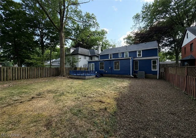 32nd image of 1307 Ford Rd, Lyndhurst, OH 44124 | MLS# 5230261