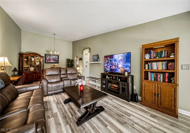 3rd image of 7136 N Churchill Pl, Concord Township, OH 44077 | MLS# 5229959