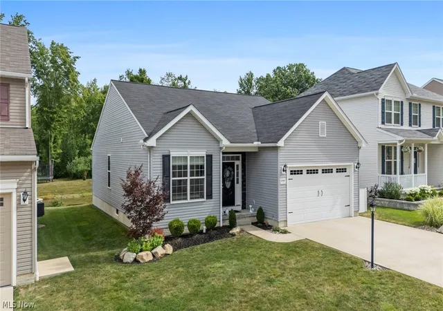 2nd image of 3725 East Blvd, Aurora, OH 44202 | MLS# 5229682