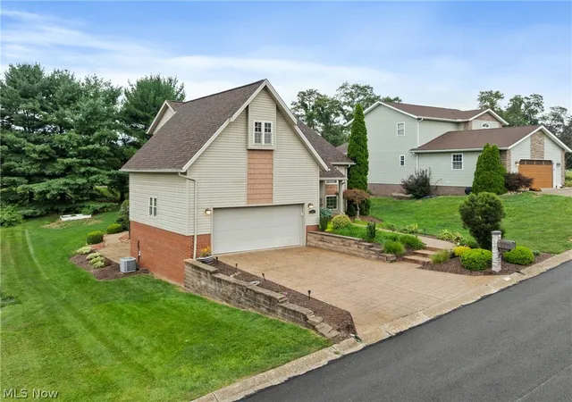 3rd image of 323 Harmony Dr, Wintersville, OH 43953 | MLS# 5230198