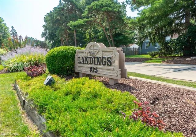 Photo 33 of Sale Pending at 6 Landings Way, Avon Lake, OH 44012 | MLS# 5229537 | Listing updated on 2026-08-02
