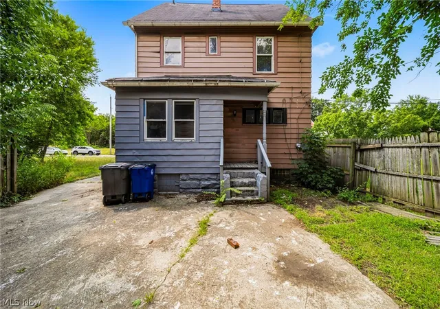Photo 3 of Single family home for sale at 10929 Tacoma Ave, Cleveland, OH 44108 | MLS# 5228911 | Listing updated on 2026-07-24